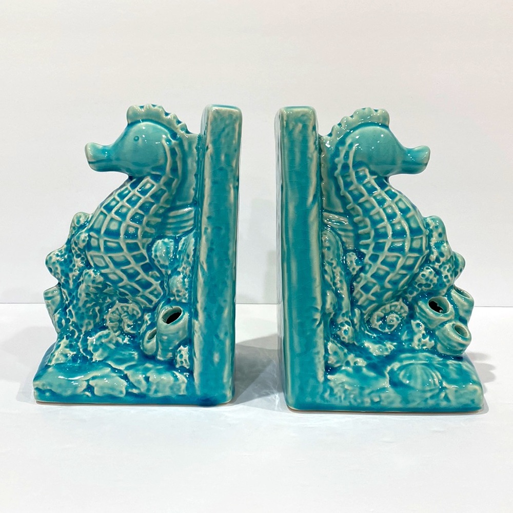 Ceramic glazed seahorse nautical bookends. Coastal decor. Beach decor. NWT